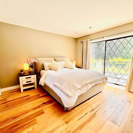 Oceanside Manor - Fancy Room - Golf Course & Beach View Qualicum Beach Exteriér fotografie