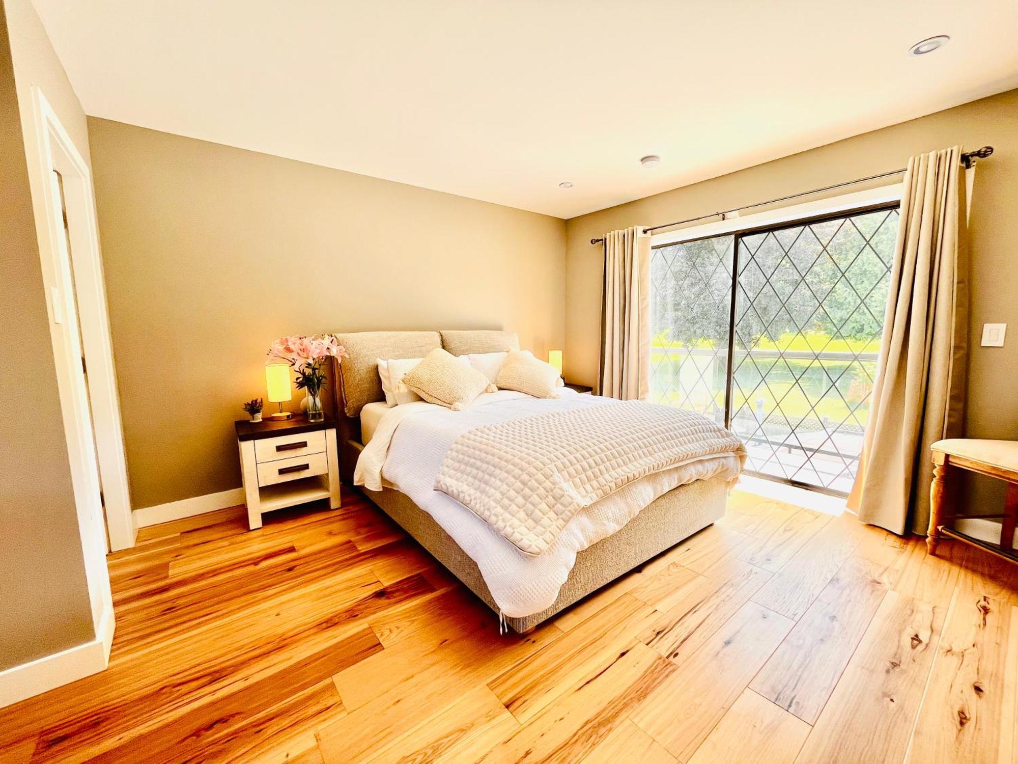 Oceanside Manor - Fancy Room - Golf Course & Beach View Qualicum Beach Exteriér fotografie